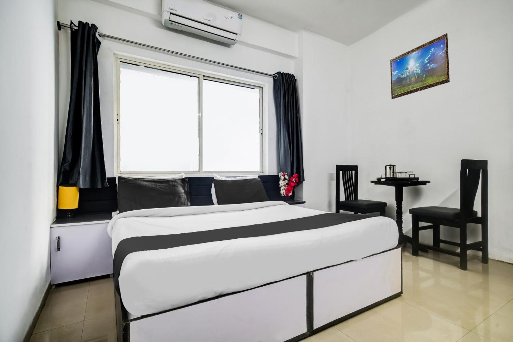 Super Hotel O Indraprasth Indaur Kültér fotó